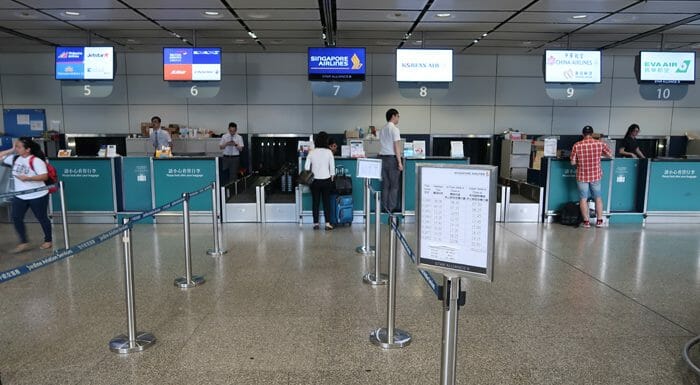 hong kong airline check in luggage