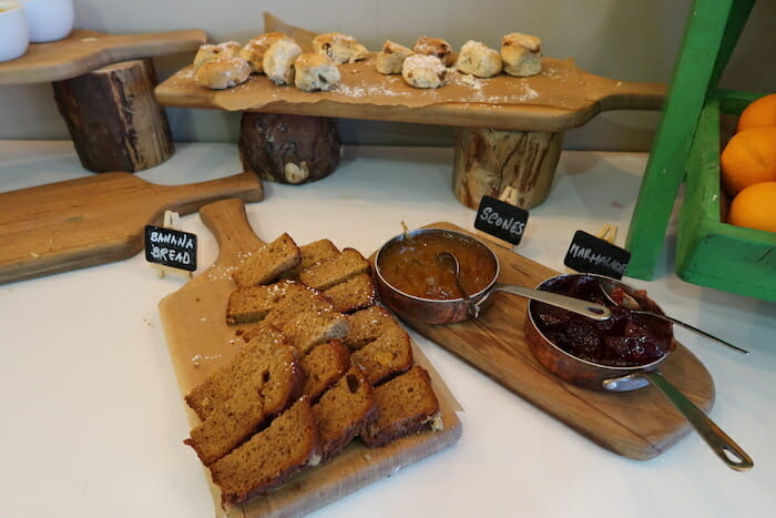 a table with bread and jam