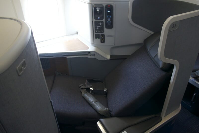 Review: American Airlines Business Class 777-300ER (LHR-DFW)