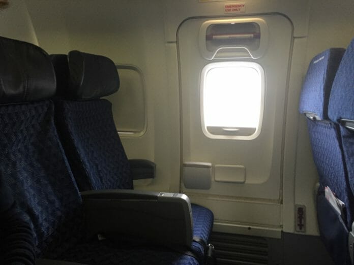 American Airlines Economy Class 737 Review