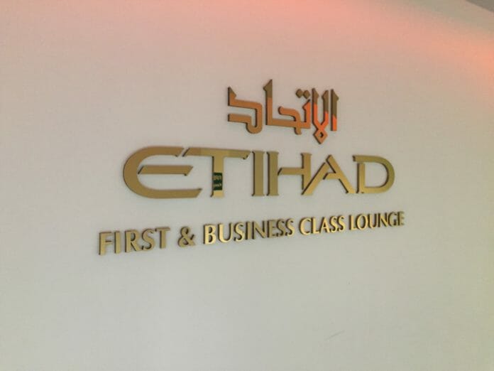 Etihad Business Class Lounge Heathrow T4