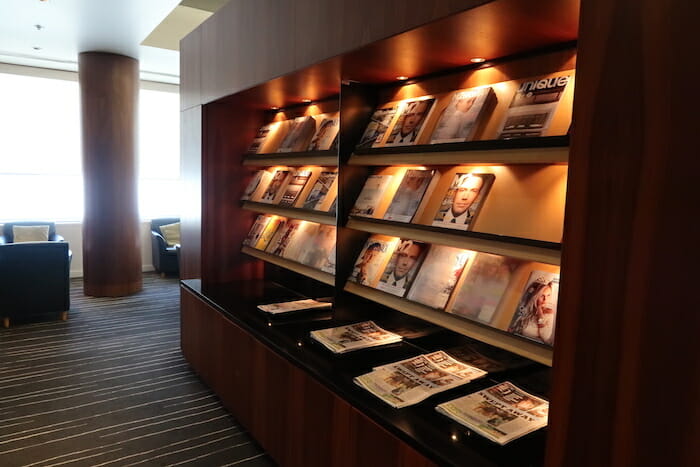 a display of magazines on shelves