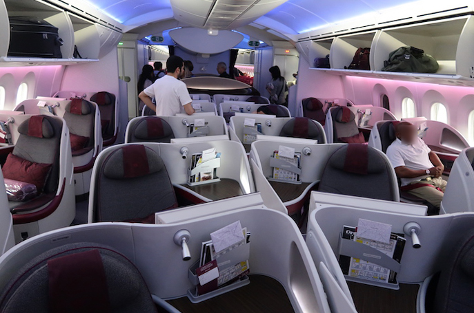Review Qatar Airways 787 Dreamliner Business Class Daytime