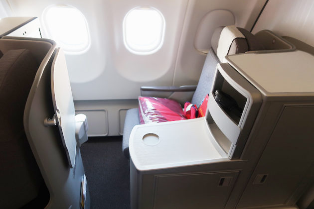 Review: Iberia A330-200 Business Class (Daytime Flight)