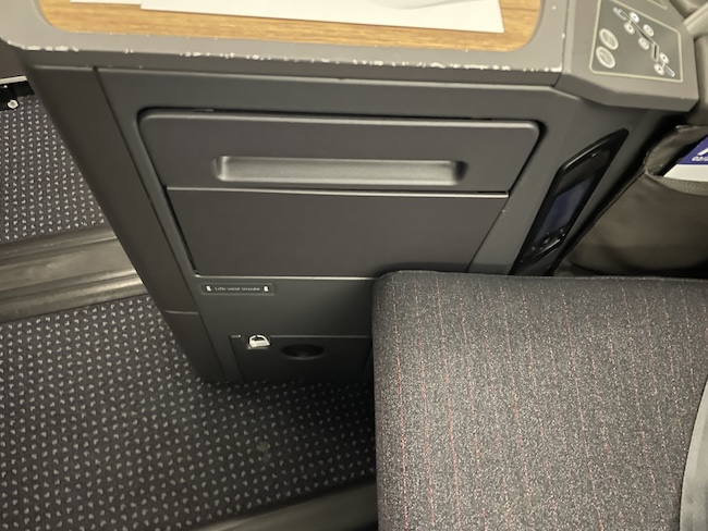 American Airlines A321T Business Class seat tray table