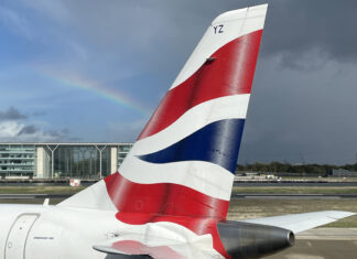 the tail of an airplane