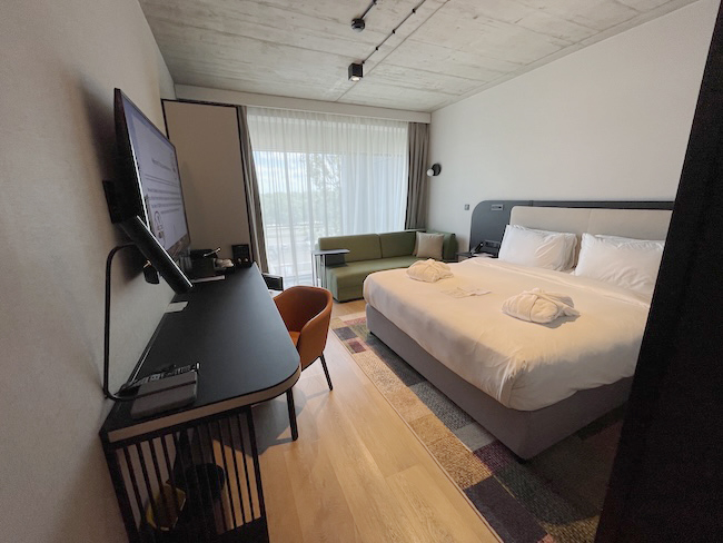 Hyatt Place Kraków King Bed + Sofa Bed Deluxe Room.