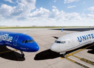 JetBlue United Airlines aircraft