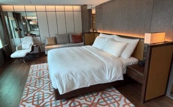 The Chase Sapphire Preferred® card gets new benefits today Image of a room inside the Grand Hyatt Singapore