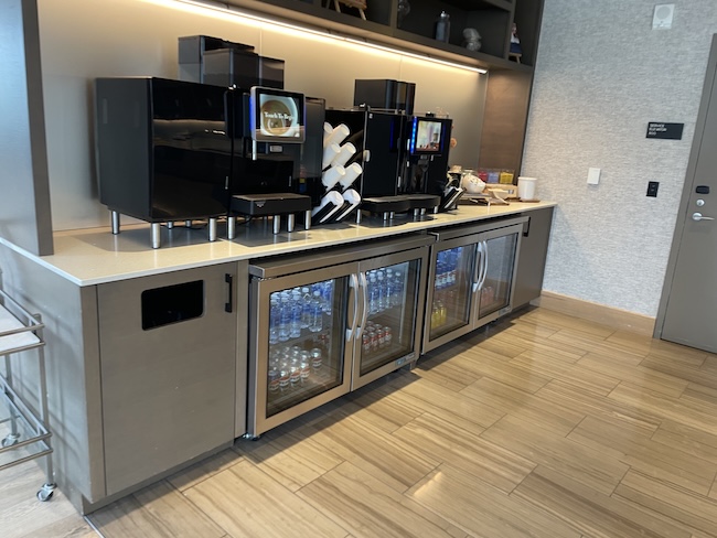 Hyatt Regency Seattle Lounge
