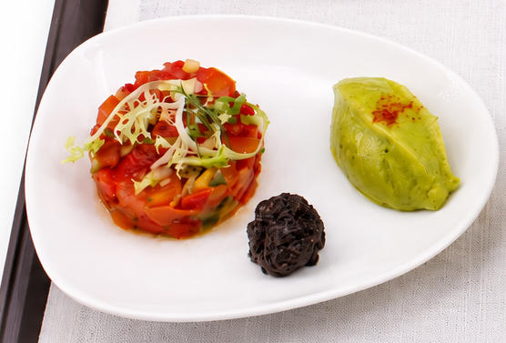 Salmon tartare and avocado.
