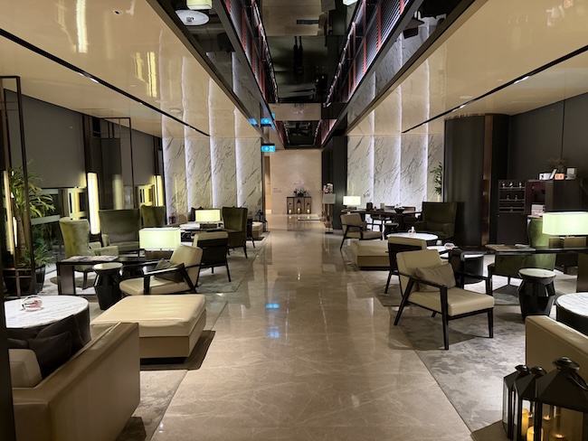 InterContinental Singapore Robertson Quay Lobby