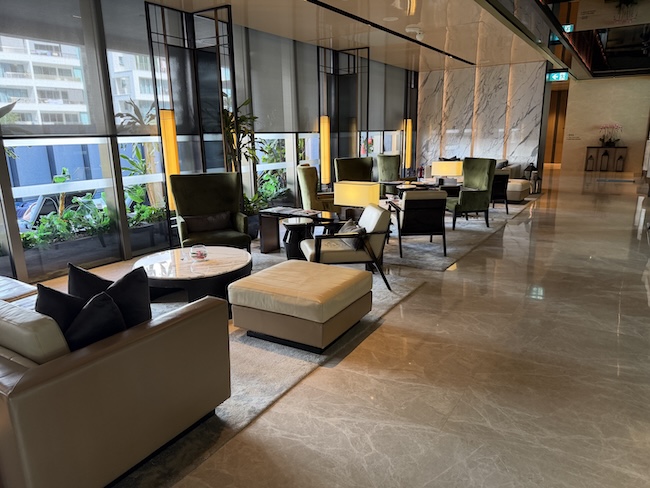 InterContinental Singapore Robertson Quay Lobby