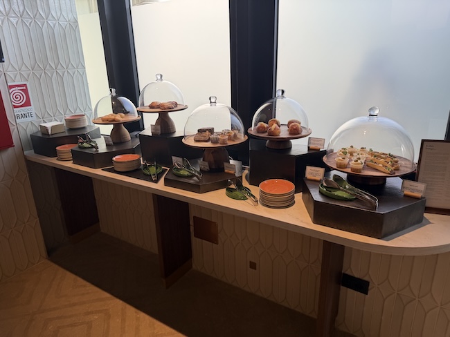 Plaza Premium First Lounge Rome FCO Dining