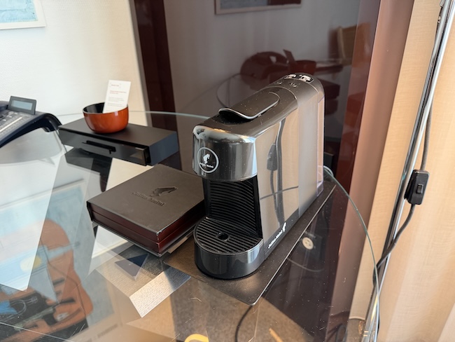 Grand Hyatt Berlin Junior Suite.