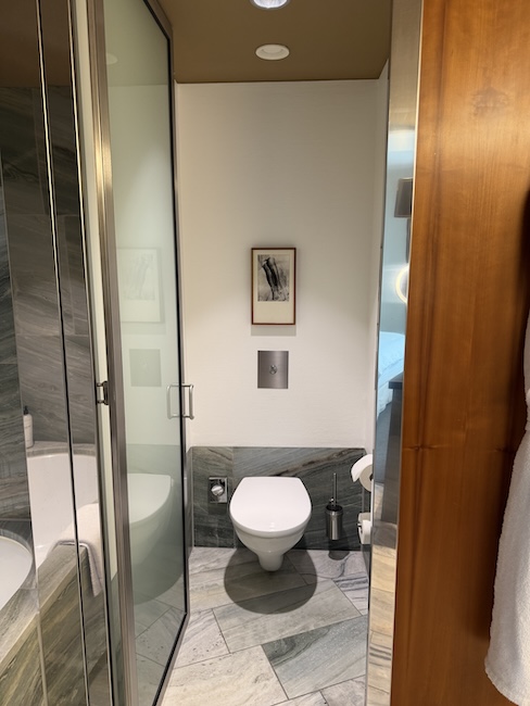 Grand Hyatt Berlin Junior Suite bathroom.