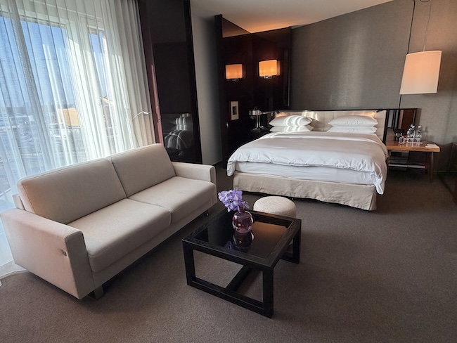 Grand Hyatt Berlin Junior Suite.
