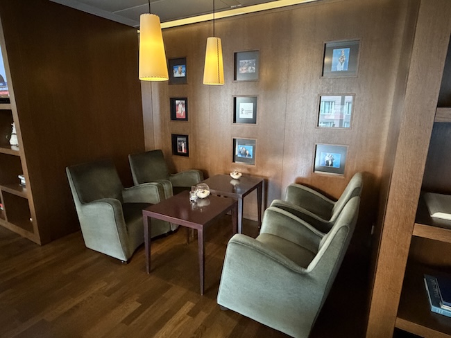 Grand Hyatt Berlin Grand Club Lounge.