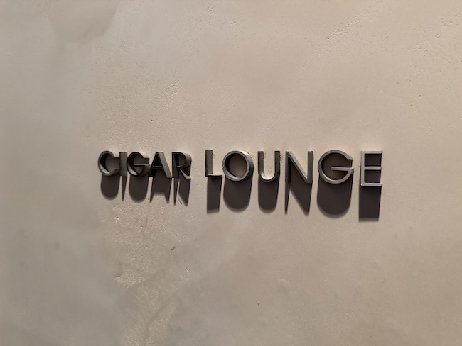 Grand Hyatt Berlin Vox Bar