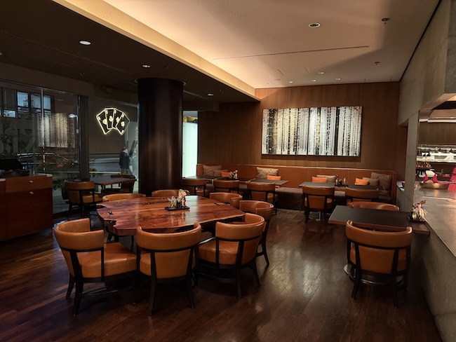 Grand Hyatt Berlin Bistro Mitte.