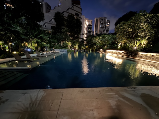 Grand Hyatt Singapore main pool and pool area.
