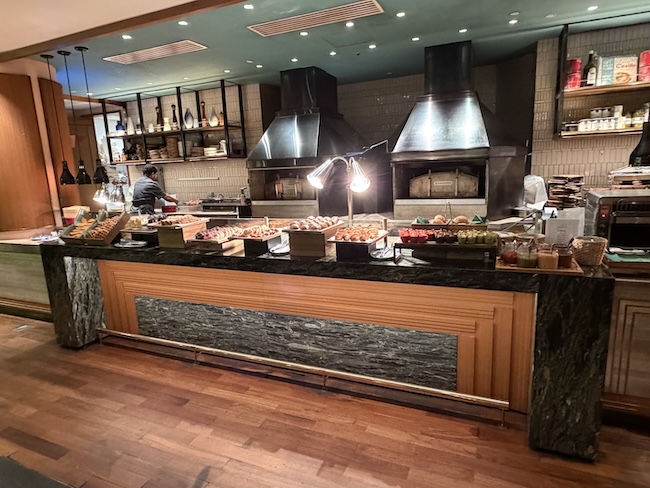 InterContinental Singapore Robertson Quay buffet breakfast.