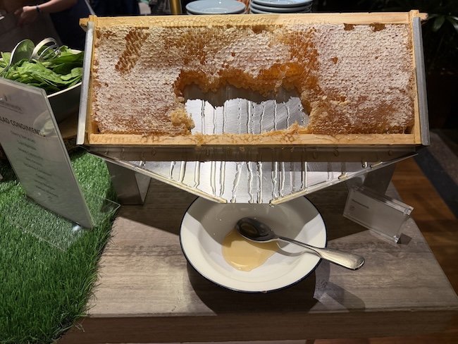 InterContinental Singapore Robertson Quay buffet breakfast.