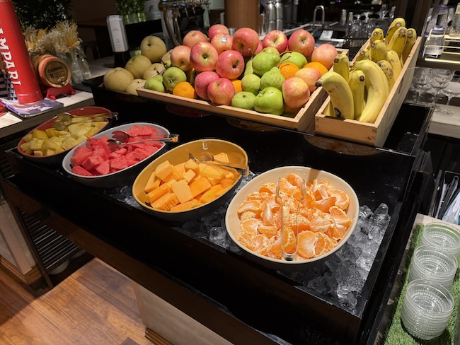 InterContinental Singapore Robertson Quay buffet breakfast.